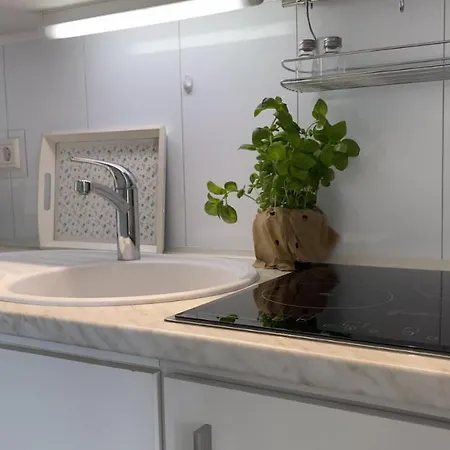 Studioapartment Mit Teilseesicht In Sahlenburg Appartement *